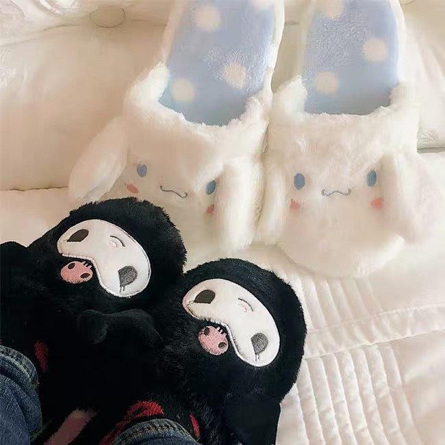 indoor slippers Cinnamoroll style / kuromi style slides