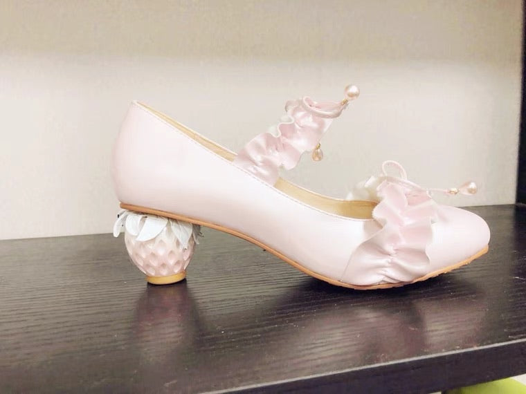 Strawberry low heel pump shoes