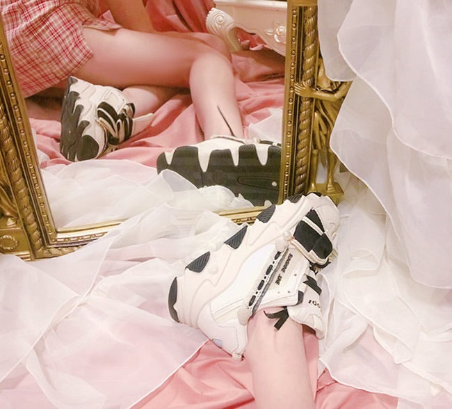 Black & white harajuku style handcrafted sneaker
